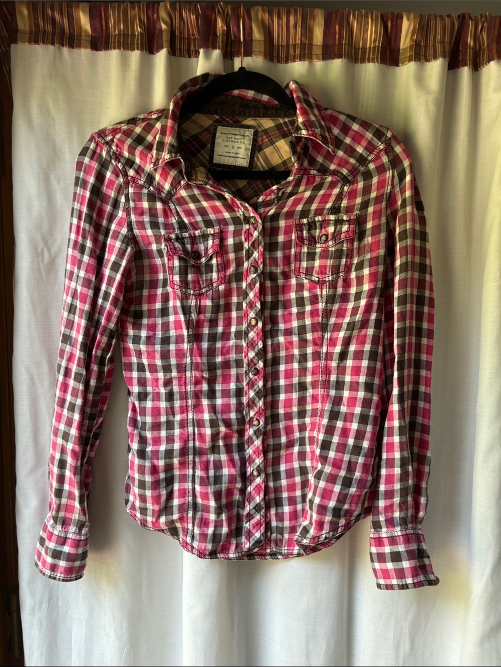 Old Navy Plaid Shirt in Brown, Pink & Cream